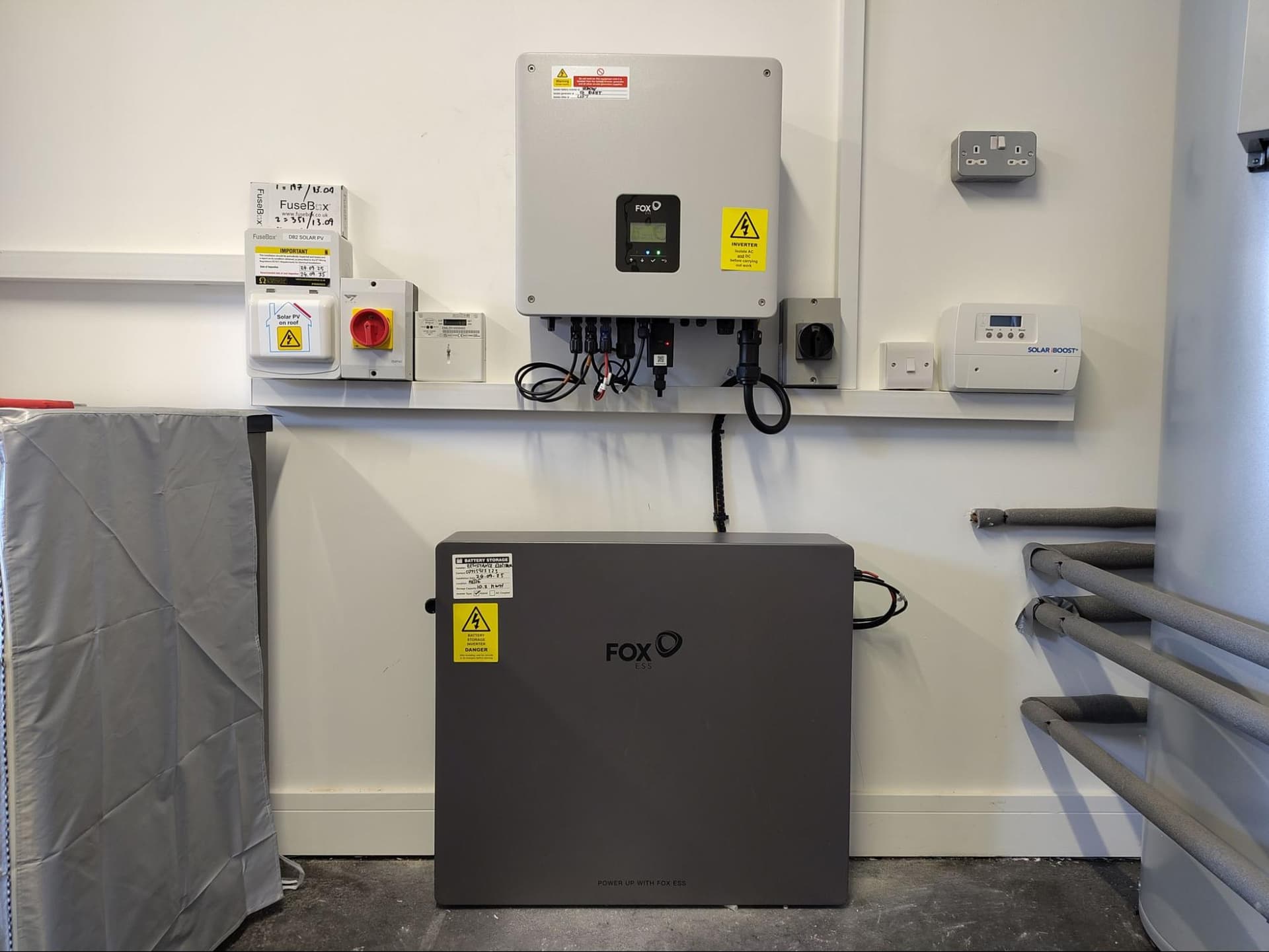 Battery storage installation